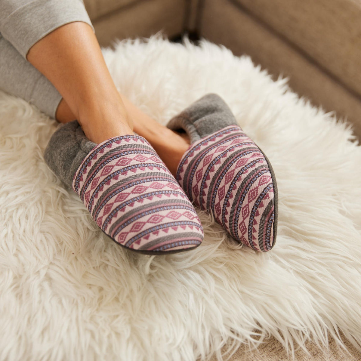 Women’s Equinox Laidback Slipper Barberry